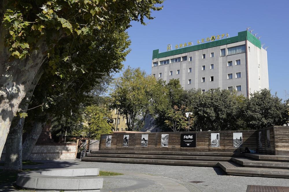 Hotel Gran Legazpi Madrid Exterior foto